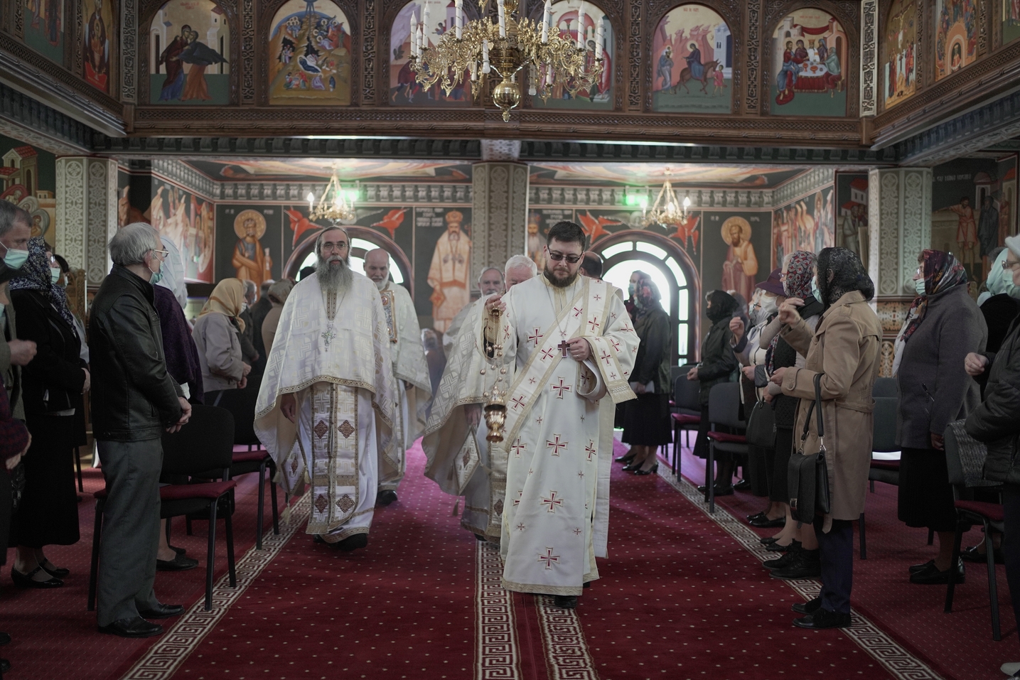 IPS Mitropolit Teofan, la Parohia Precista II din Piatra Neamț: „Creștinul adevărat este creștinul care nu deznădăjduiește”