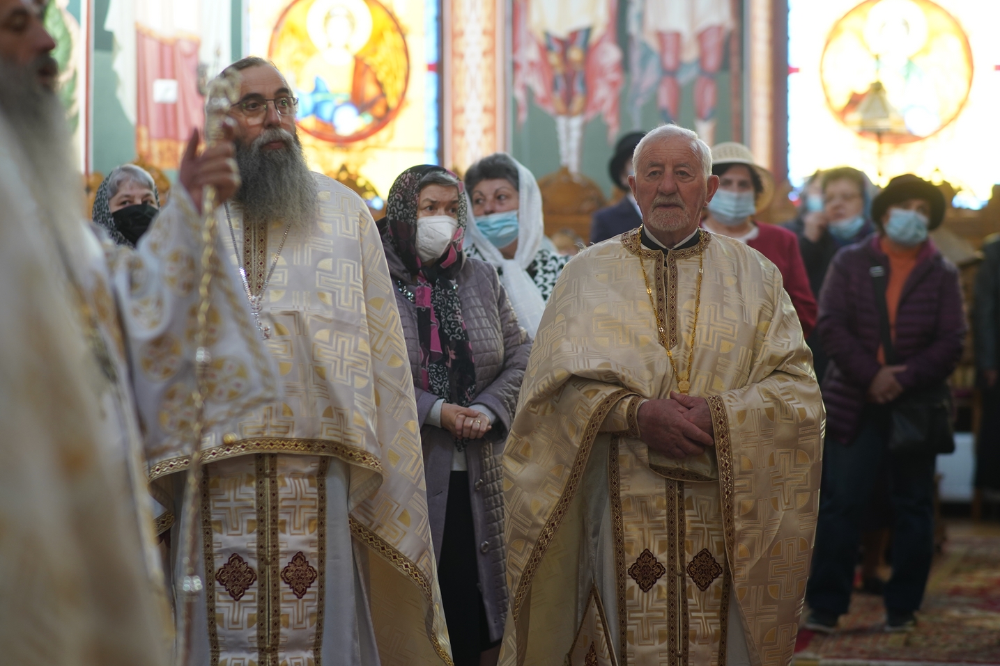 IPS Mitropolit Teofan, la Parohia Precista II din Piatra Neamț: „Creștinul adevărat este creștinul care nu deznădăjduiește”