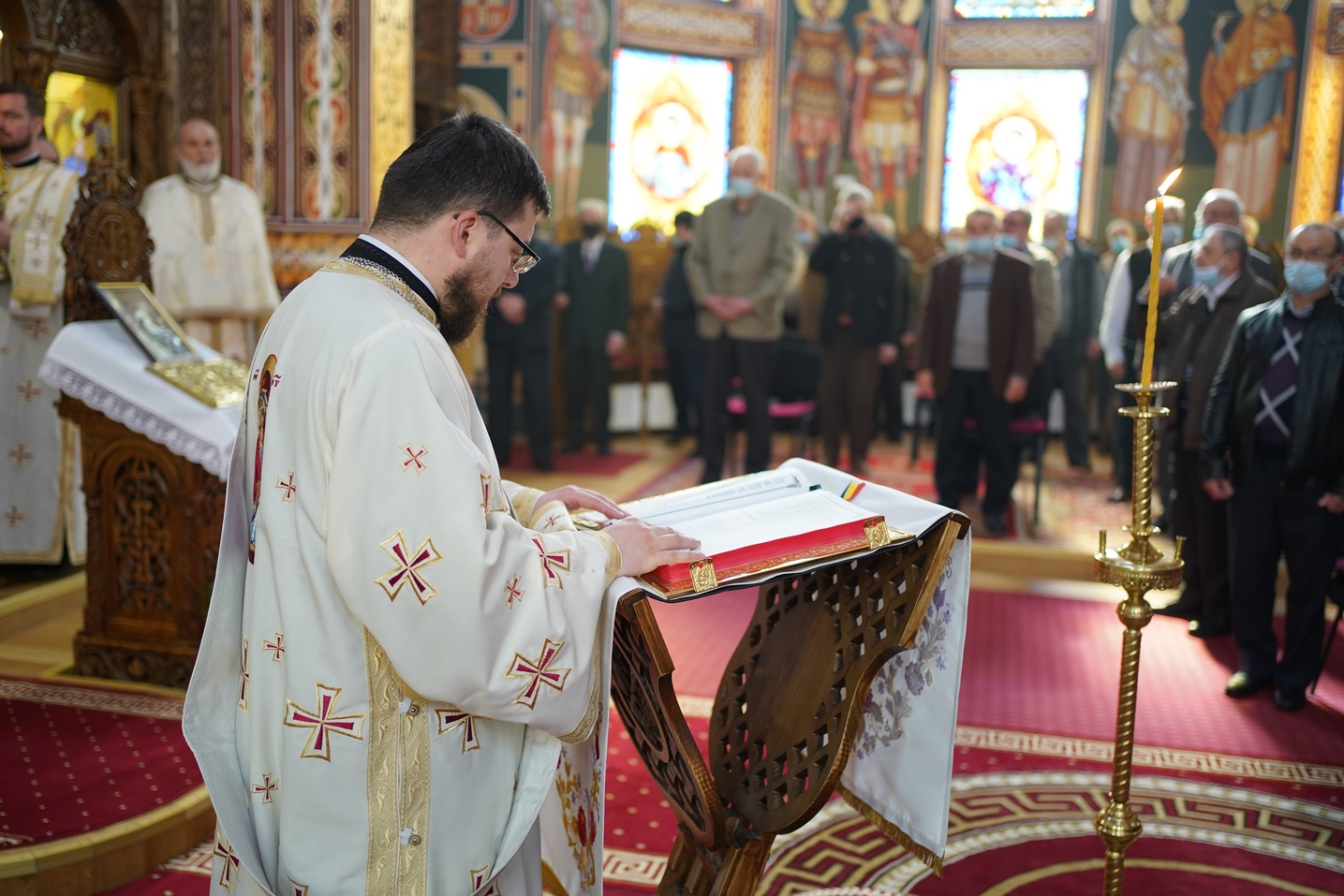 IPS Mitropolit Teofan, la Parohia Precista II din Piatra Neamț: „Creștinul adevărat este creștinul care nu deznădăjduiește”