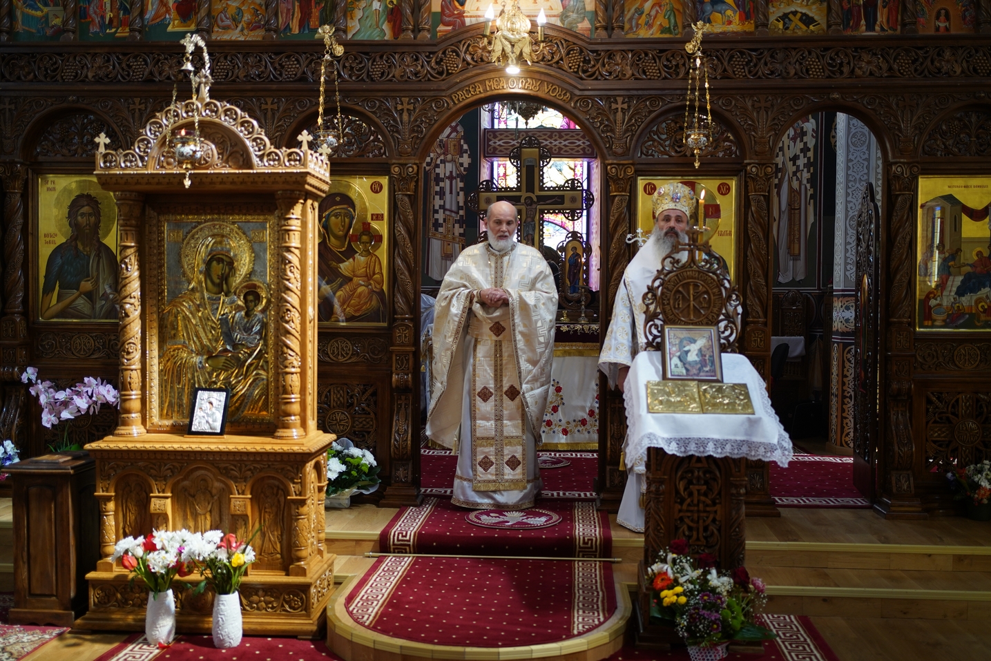 IPS Mitropolit Teofan, la Parohia Precista II din Piatra Neamț: „Creștinul adevărat este creștinul care nu deznădăjduiește”