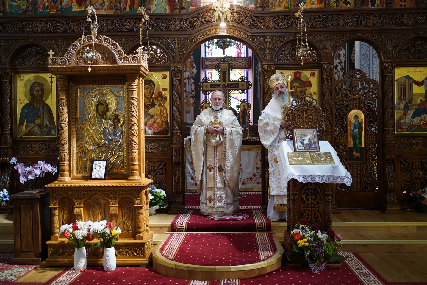 IPS Mitropolit Teofan, la Parohia Precista II din Piatra Neamț: „Creștinul adevărat este creștinul care nu deznădăjduiește”