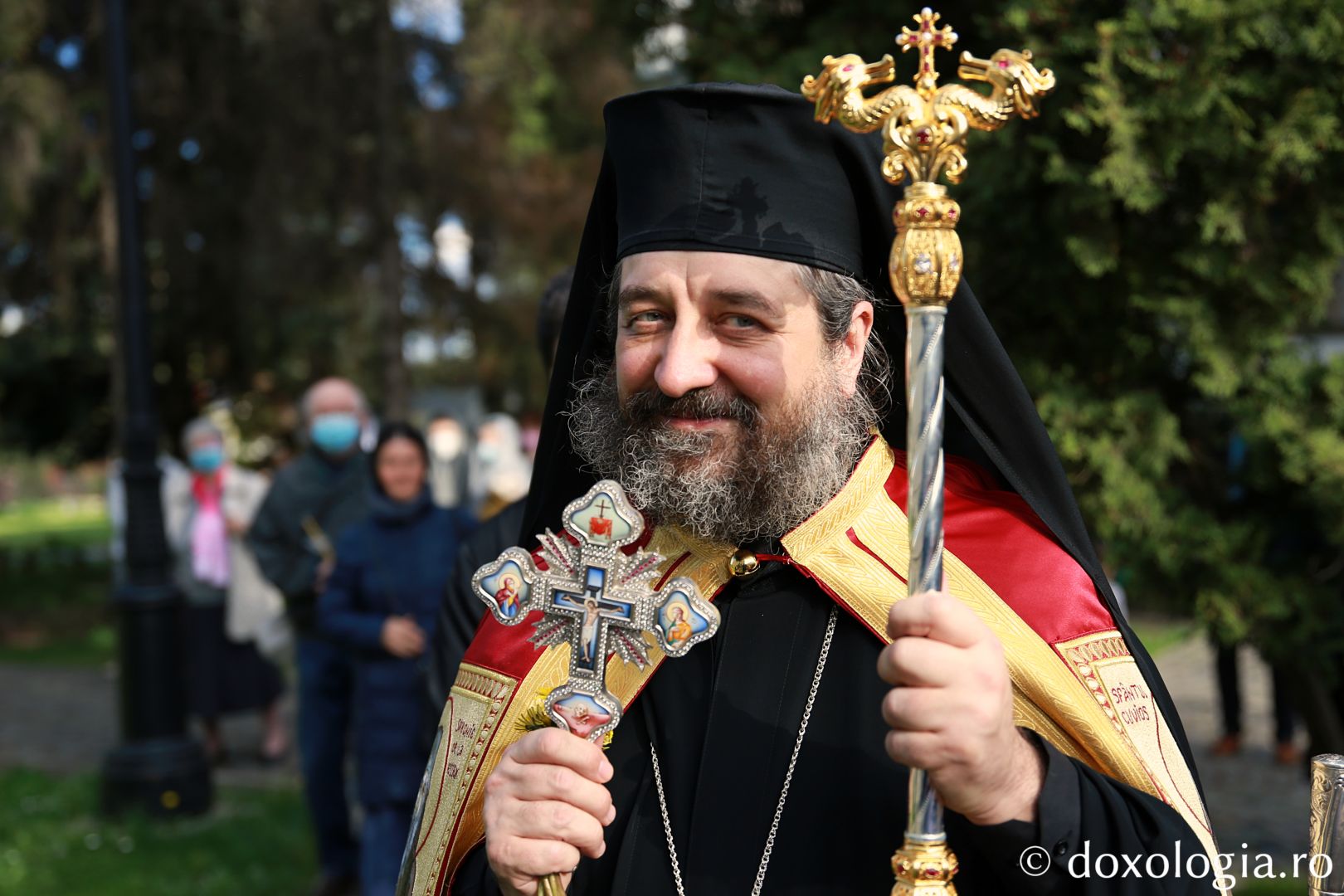 Slujba Prohodului la Mănăstirea „Sfinții Trei Ierarhi” din Iași. PS Nichifor Botoșăneanul a oficiat ultima denie din acest an