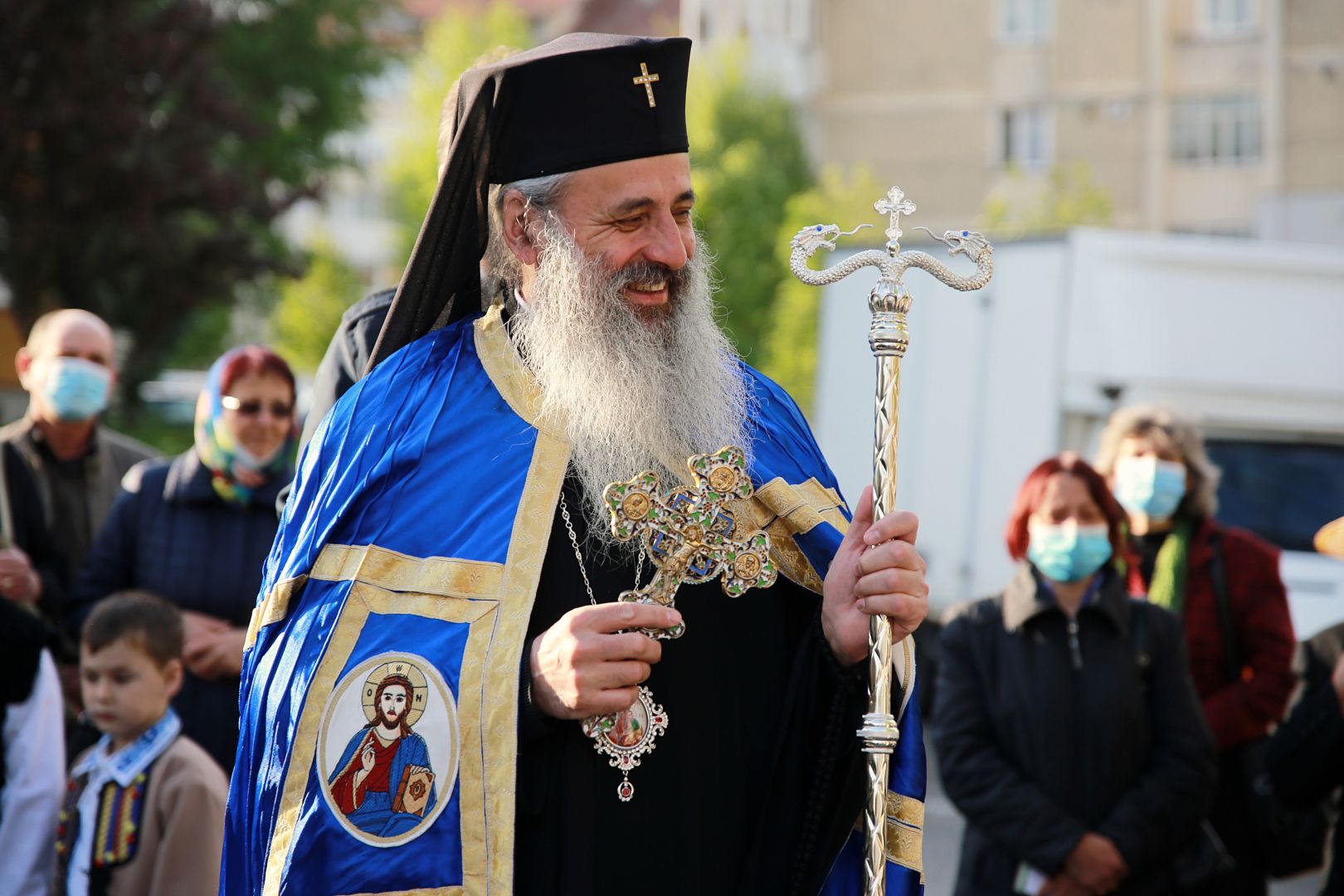 Paraclisul Parohiei „Sfânta Parascheva” din Piatra Neamț a fost sfințit de IPS Mitropolit Teofan