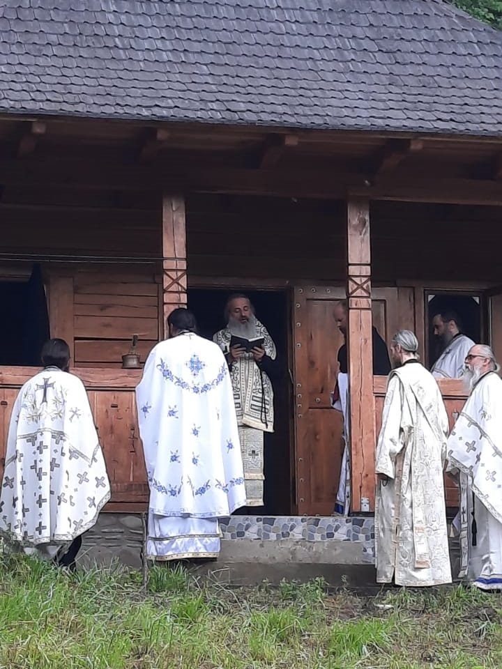 Slujire arhierească la Mănăstirea Cozancea Slujire arhierească la Mănăstirea Cozancea