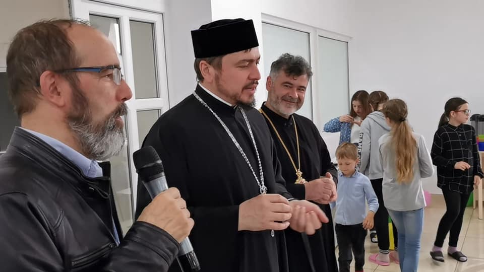 Centrul AO Pro-Lumina din Cahul, vizitat de Preasfinţitul Veniamin Centrul AO Pro-Lumina din Cahul, vizitat de Preasfinţitul Veniamin