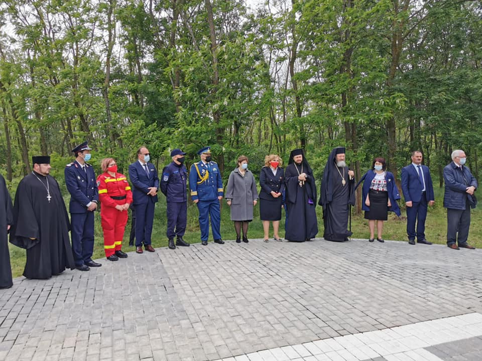 Parastas pentru victimele accidentului aviatic de la Haragâş