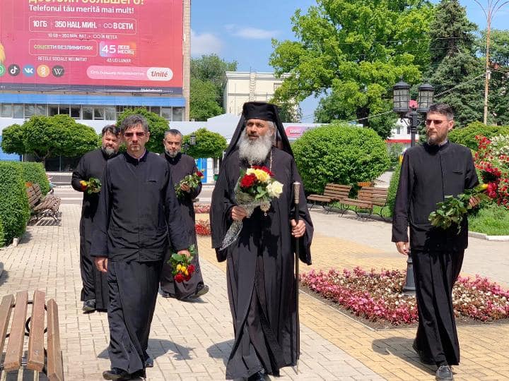 Poetul naţional Mihai Eminescu, comemorat la Bălţi Poetul naţional Mihai Eminescu, comemorat la Bălţi