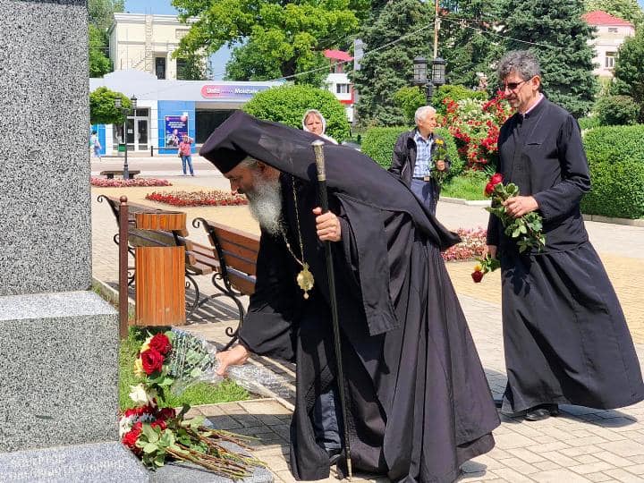 Poetul naţional Mihai Eminescu, comemorat la Bălţi Poetul naţional Mihai Eminescu, comemorat la Bălţi