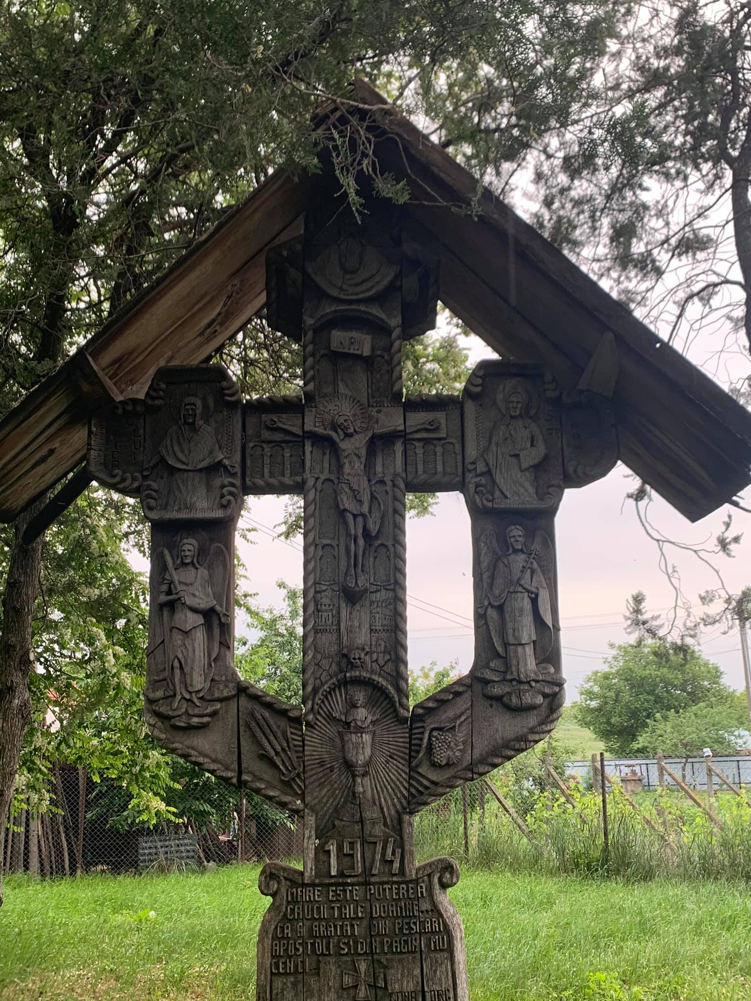 La Parohia „Sfinții Voievozi” – Cristești II, Protopopiatul Botoșani, a fost instalat un nou preot