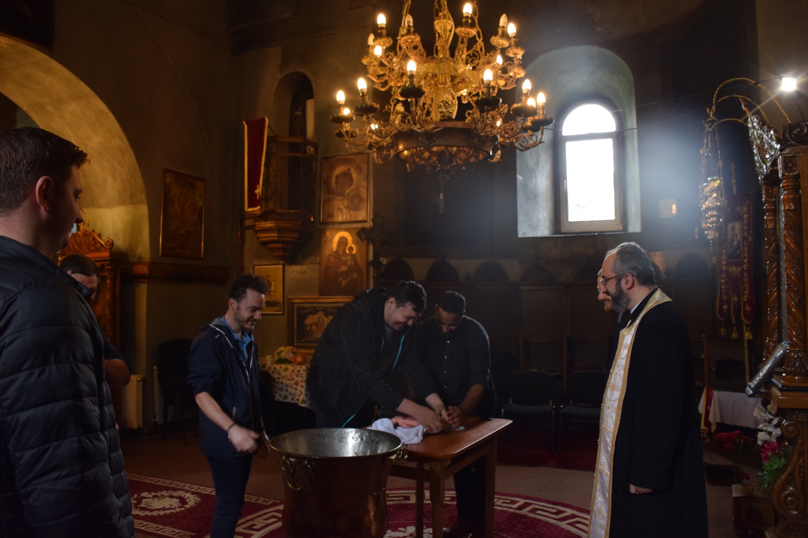 Activitate practică privind săvârșirea Tainei Sfântului Botez