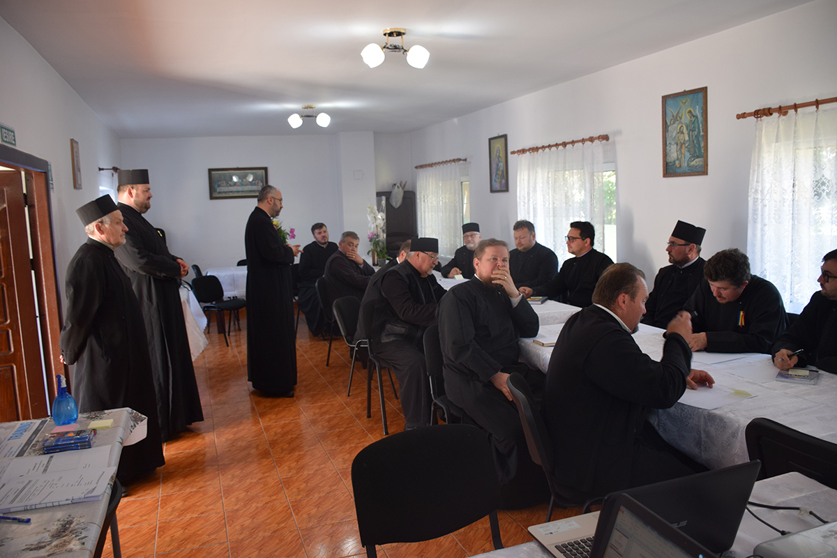 Activitate catehetică non-formală pentru preoții din protopopiatele Hârlău și Pașcani