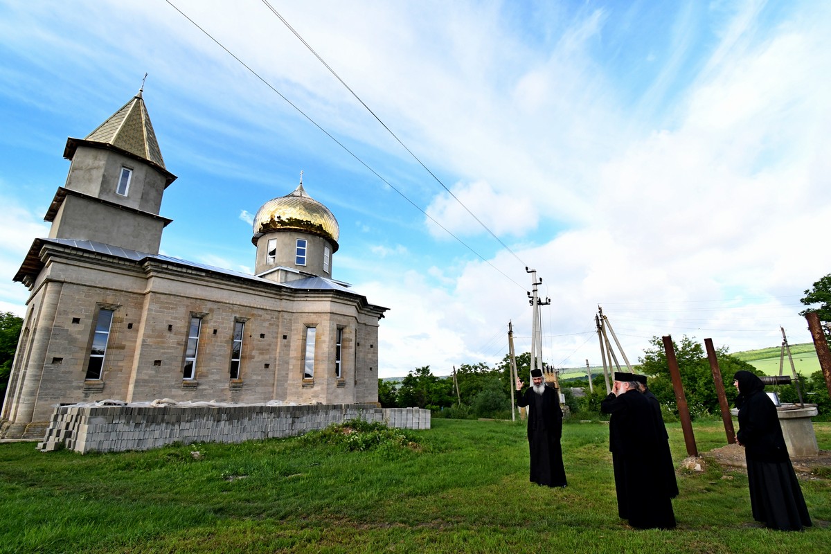 Sprijin pentru două aşezări monahale ale Episcopiei de Bălţi