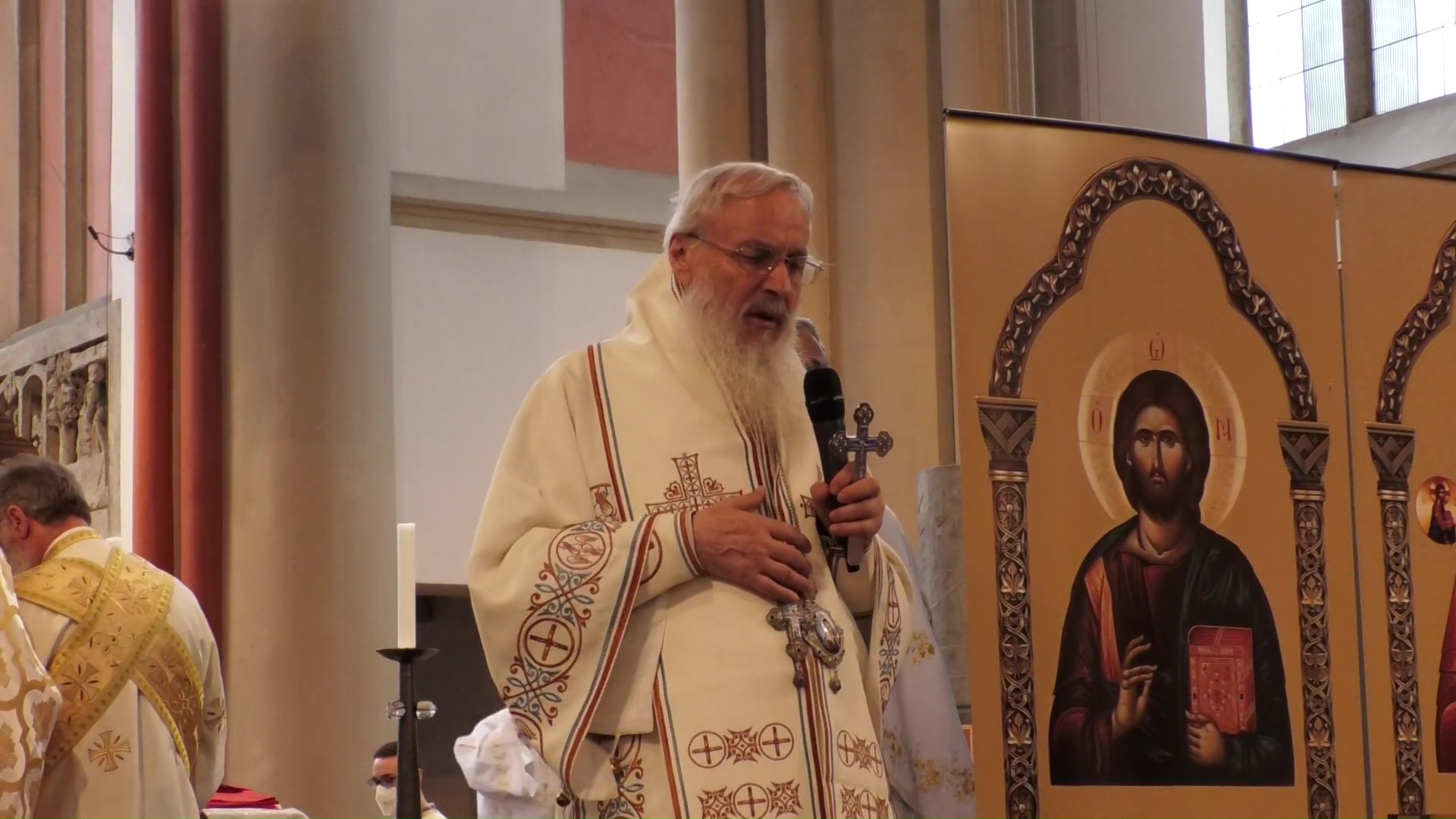 (Video) Predica IPS Părinte Mitropolit Serafim la Sărbătoarea Pogorârii Duhului Sfânt