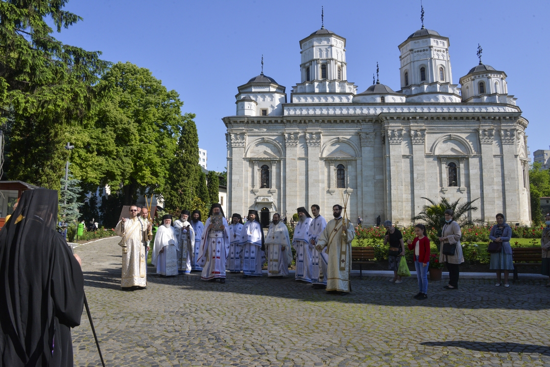 Slujire arhierească la hramul Mănăstirii Golia, după mai bine de 20 de ani
