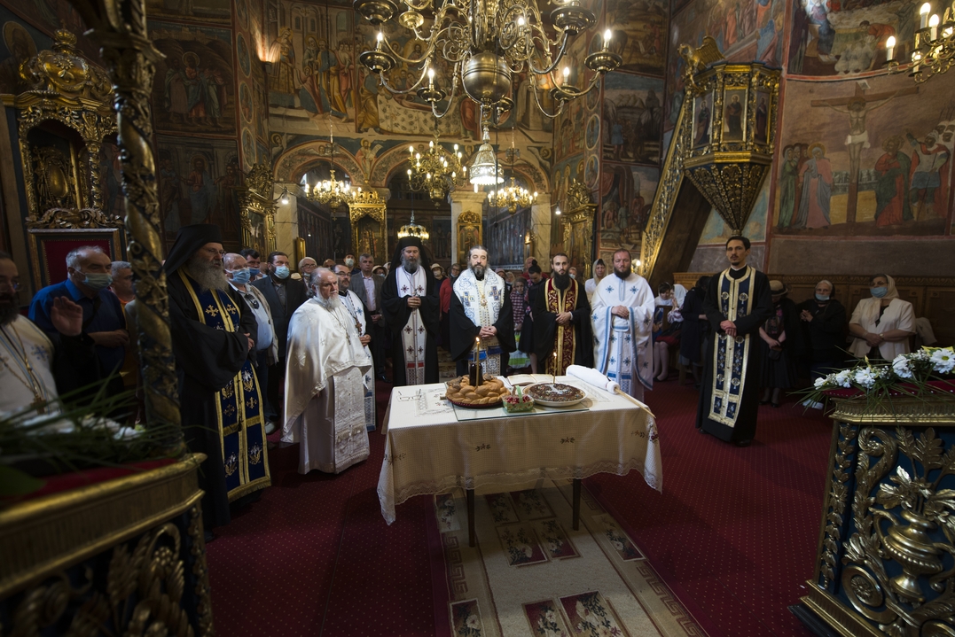 Slujire arhierească la hramul Mănăstirii Golia, după mai bine de 20 de ani