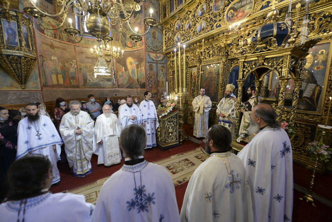 Slujire arhierească la hramul Mănăstirii Golia, după mai bine de 20 de ani