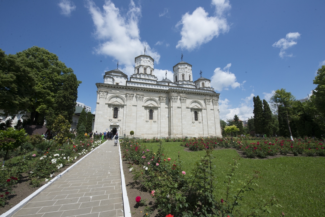 Slujire arhierească la hramul Mănăstirii Golia, după mai bine de 20 de ani
