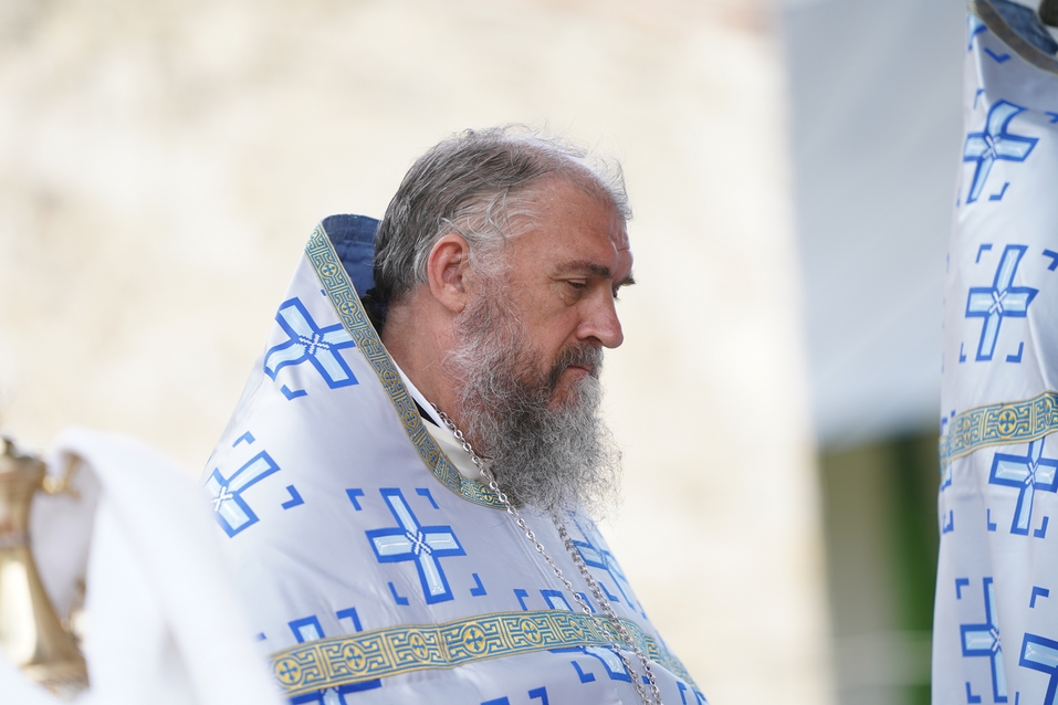 Hramul Mănăstirii Neamț: „Prin participarea noastră la Sfânta Liturghie, suntem prezenți la Înălțarea Domnului la cer”
