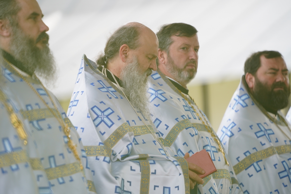 Hramul Mănăstirii Neamț: „Prin participarea noastră la Sfânta Liturghie, suntem prezenți la Înălțarea Domnului la cer”