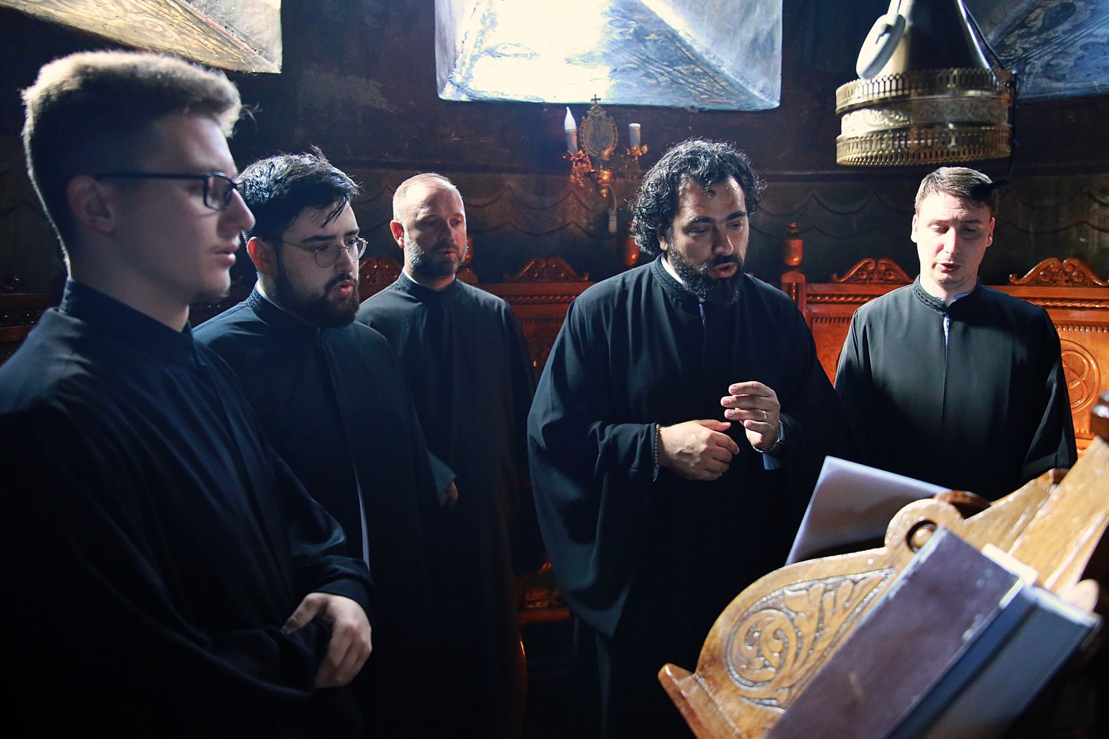 Părintele Mitropolit Teofan, la hramul Mănăstirii Cetățuia: „În scrierile Sfinților Apostoli găsim izvoare nesfârșite de mângâiere duhovnicească, de desfătare lăuntrică”