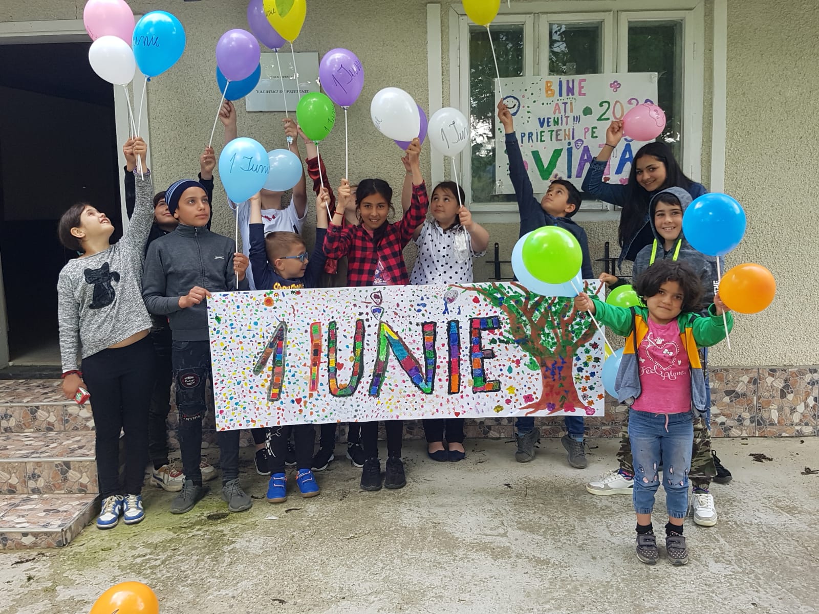 Petrecere de 1 iunie la Parohia Glodenii Gândului