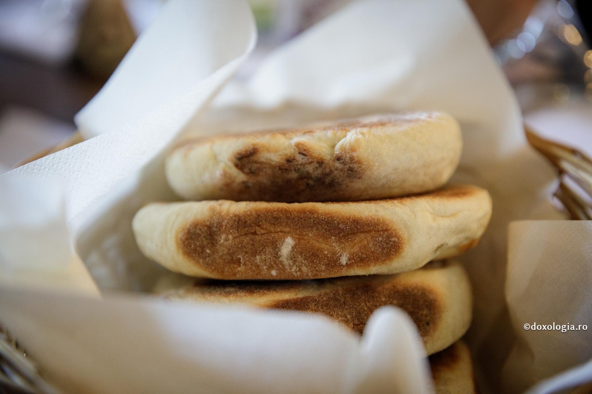 (Video) „Pâinea de la mama”: O poveste despre credință, spusă de Pr. Constantin Necula