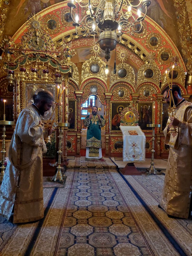 Duminica Rusaliilor la Mănăstirea Horaița: „Praznicul Pogorârii Sfântului Duh este și praznicul întemeierii Bisericii” Duminica Rusaliilor la Mănăstirea Horaița: „Praznicul Pogorârii Sfântului Duh este și praznicul întemeierii Bisericii”