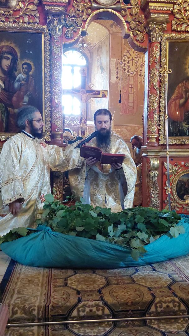 Duminica Rusaliilor la Mănăstirea Horaița: „Praznicul Pogorârii Sfântului Duh este și praznicul întemeierii Bisericii” Duminica Rusaliilor la Mănăstirea Horaița: „Praznicul Pogorârii Sfântului Duh este și praznicul întemeierii Bisericii”