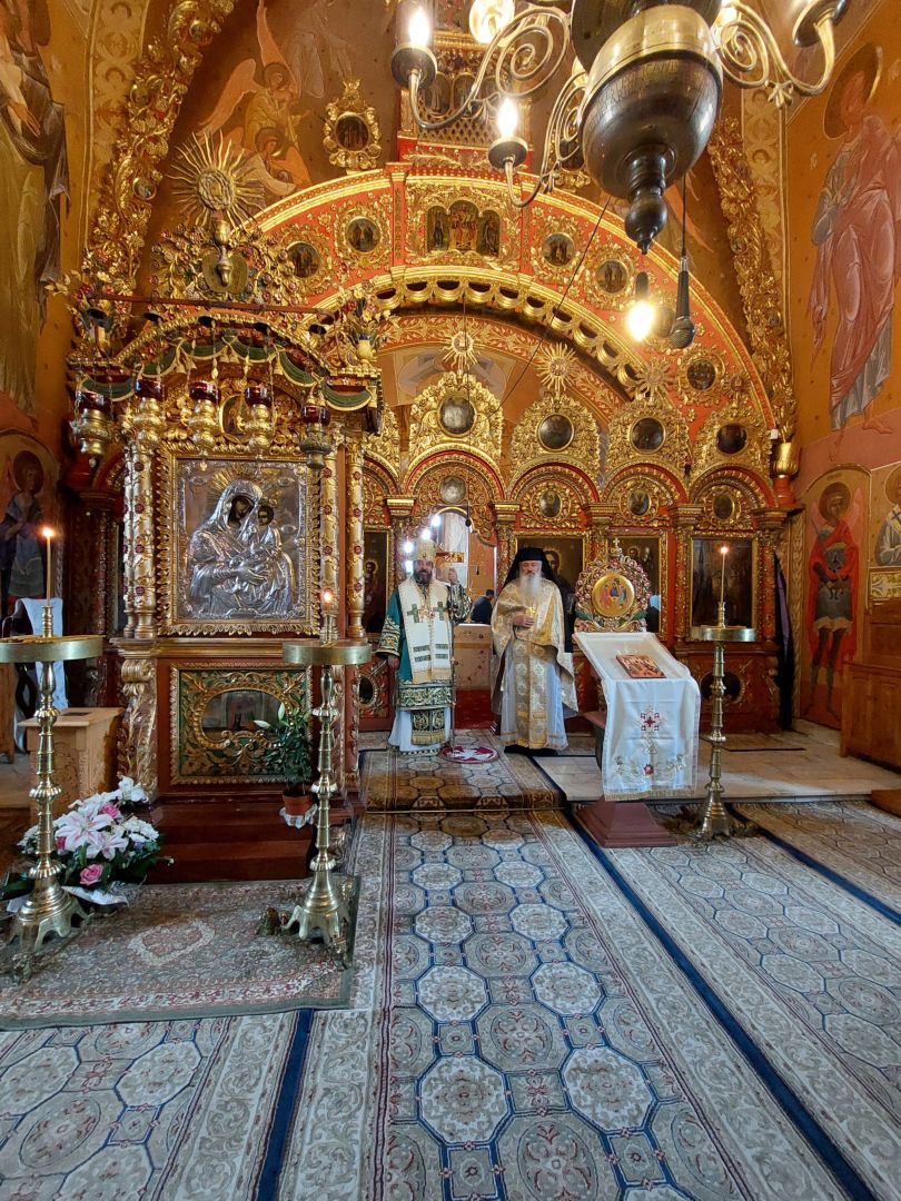 Duminica Rusaliilor la Mănăstirea Horaița: „Praznicul Pogorârii Sfântului Duh este și praznicul întemeierii Bisericii” Duminica Rusaliilor la Mănăstirea Horaița: „Praznicul Pogorârii Sfântului Duh este și praznicul întemeierii Bisericii”