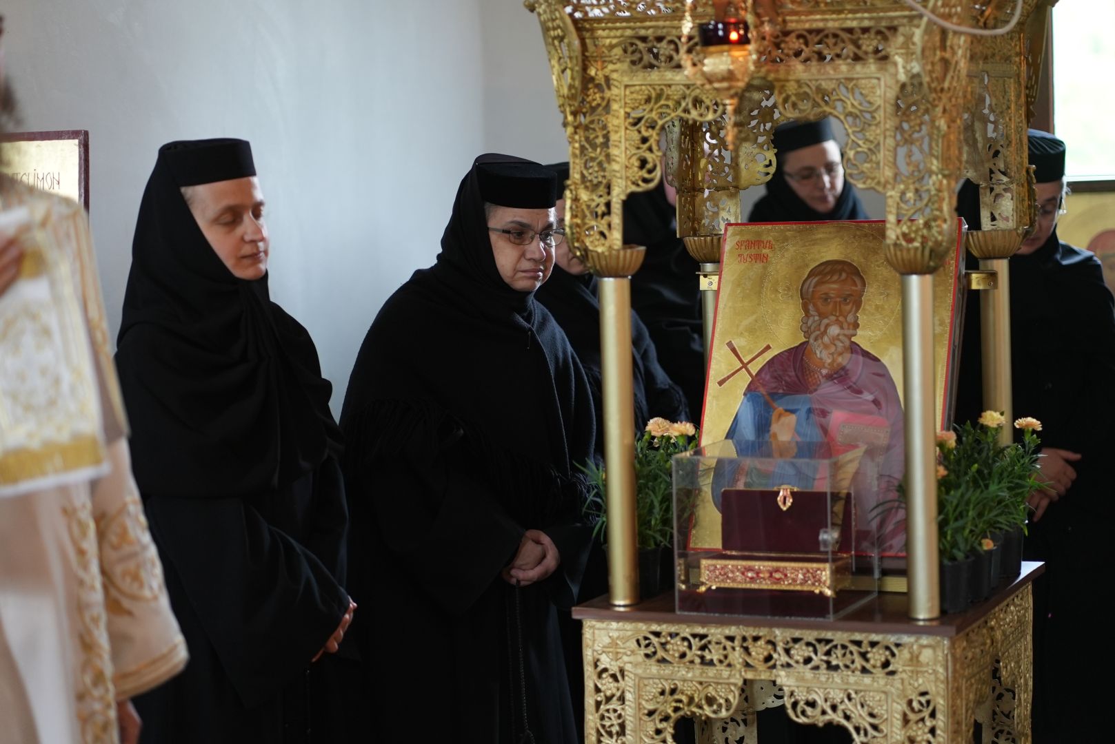 PS Nichifor Botoșăneanul la Mănăstirea Paltin – Petru Vodă: „Suntem chemați să ne plecăm și să luăm aminte la viața Sfântului Iustin Martirul și Filosoful”