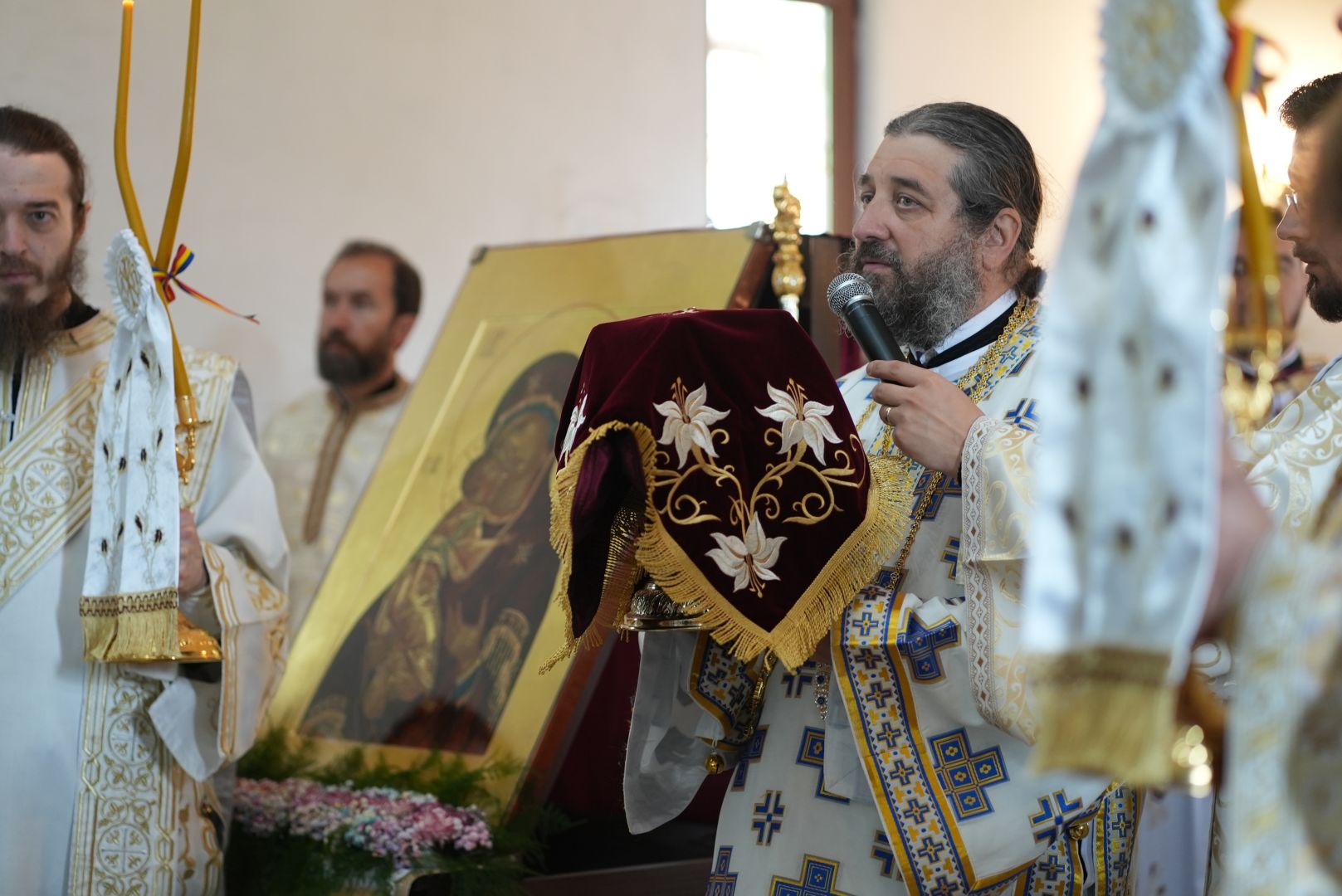 PS Nichifor Botoșăneanul la Mănăstirea Paltin – Petru Vodă: „Suntem chemați să ne plecăm și să luăm aminte la viața Sfântului Iustin Martirul și Filosoful”