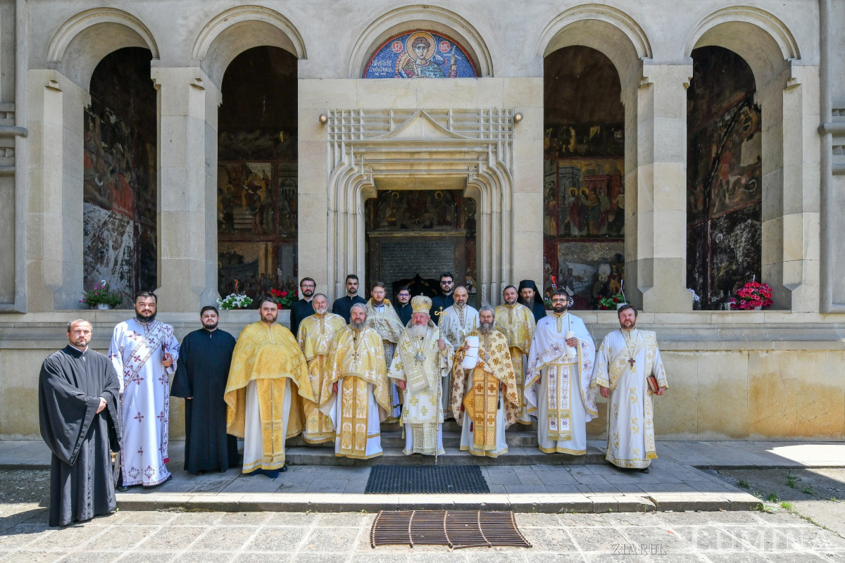 Sărbătorirea Sfântului Grigorie Dascălul la Mănăstirea Căldărușani