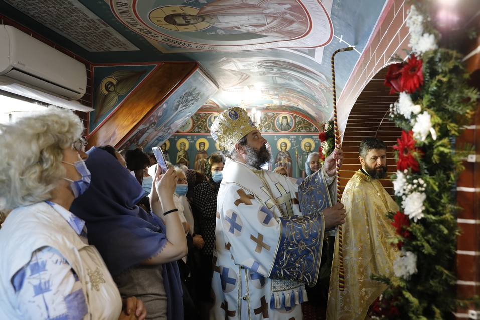 Foto: Constantin Comici Pictura bisericii din curtea Spitalului Clinic „Dr. C. I. Parhon” ‒ Iași, sfințită de PS Părinte Nichifor Botoșăneanul
