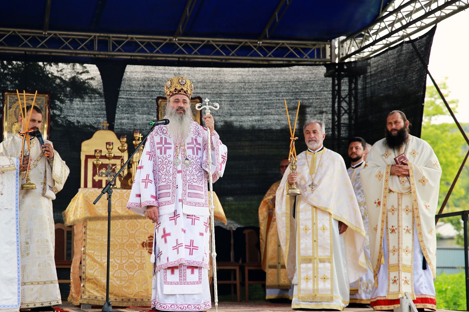 (Video) IPS Teofan: „Sfinții sunt mărturisitorii lui Dumnezeu”