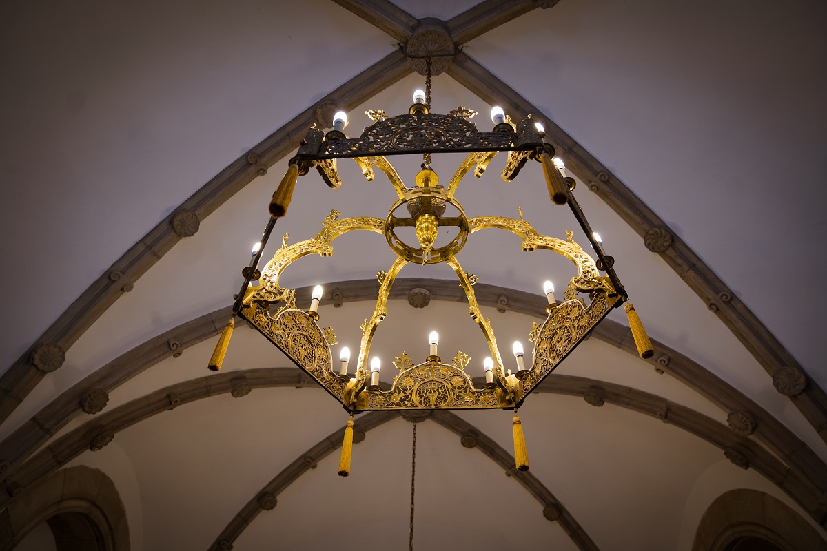 Simpozion, apariții editoriale și expoziție tematică, cu prilejul aniversării a 380 de ani de la aducerea moaştelor Sfintei Cuvioase Parascheva