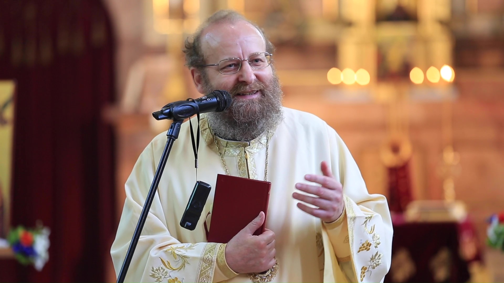 (Video) „Sfinții pe care îi prăznuim sunt manifestarea lucrării Duhului Sfânt în Biserică” – PS Sofian
