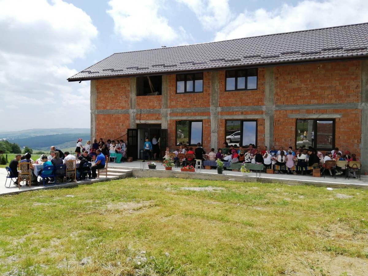 Biserica „Soborul Tuturor Sfinţilor” din Parohia Urşiţa-Mironeasa şi-a serbat hramul