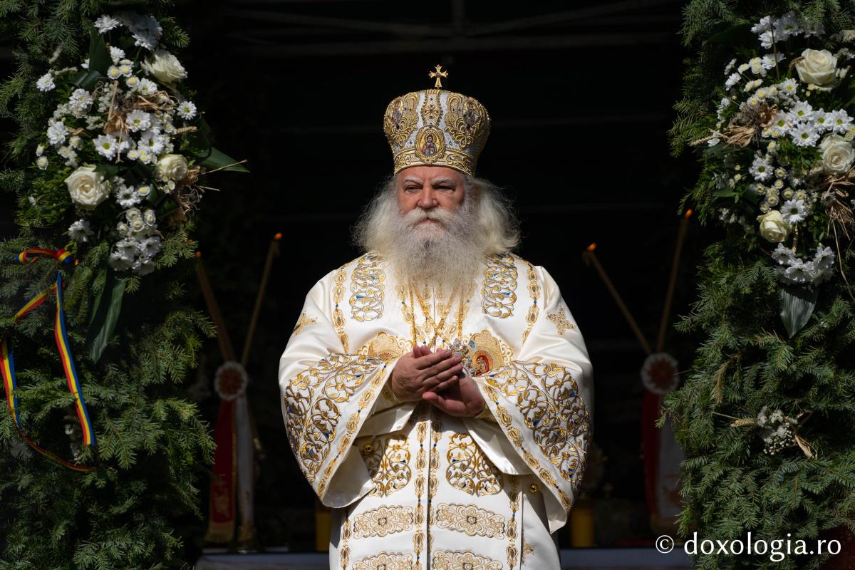 „Întocmai apostolilor, lăsaţi toate şi urmați-L pe Hristos” – Predica Înaltpreasfințitului Părinte Calinic