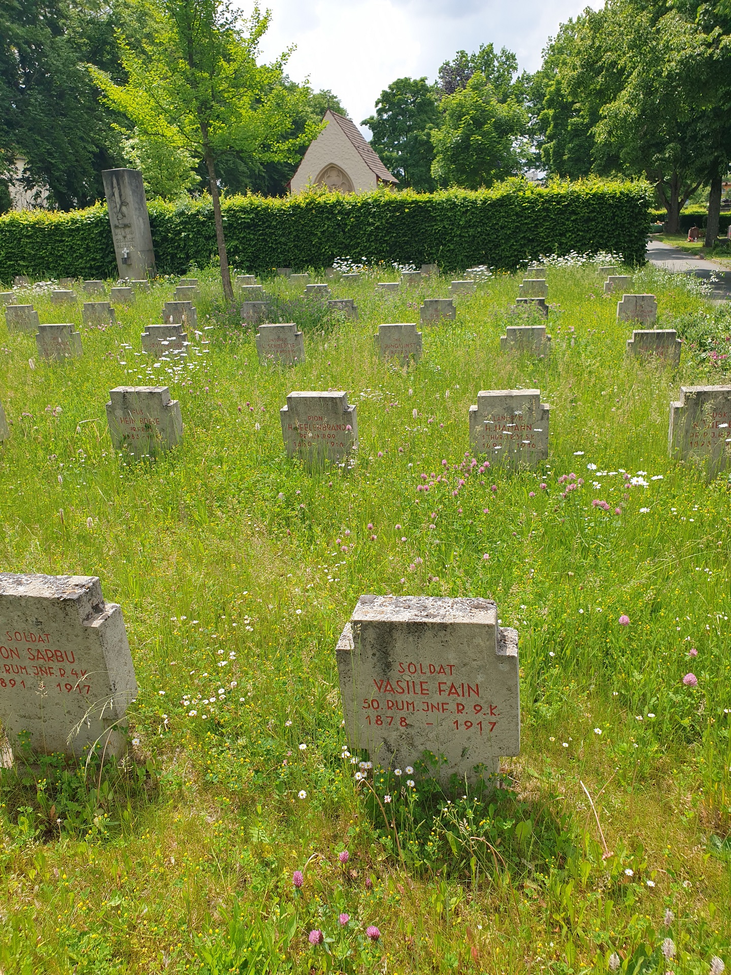 Cimitirul „Stadtfriedhof” din Bayreuth – morminte ale soldaților români în Germania