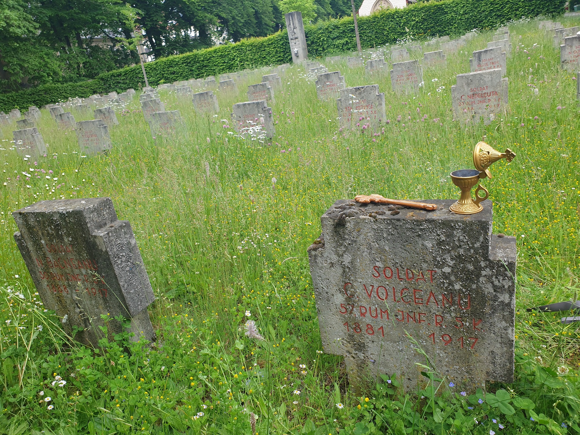 Cimitirul „Stadtfriedhof” din Bayreuth – morminte ale soldaților români în Germania