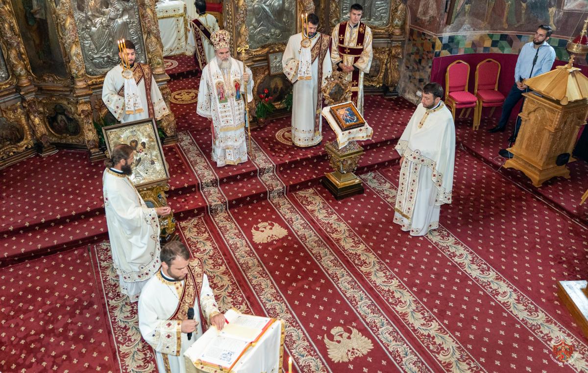 Sfântul Proroc Ilie Tesviteanul, serbat în Catedrala Arhiepiscopală din Roman