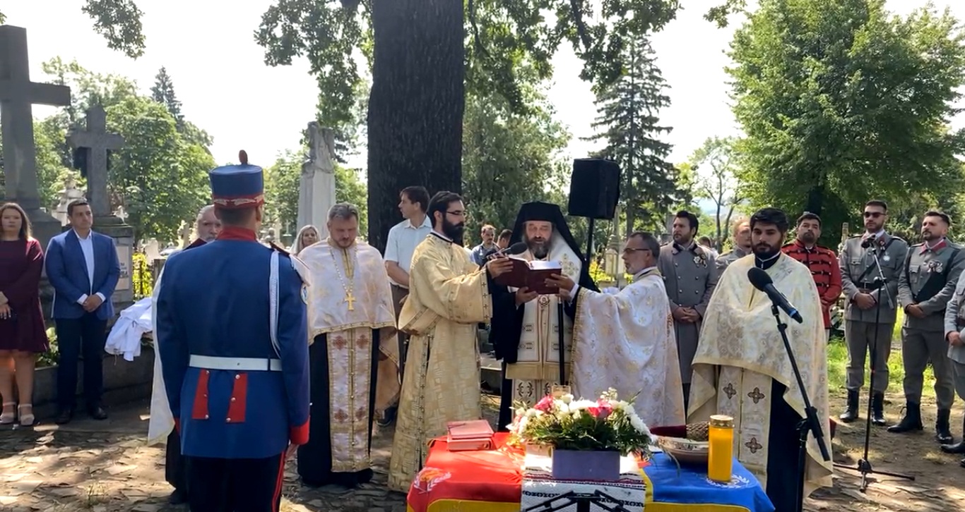 PS Părinte Nichifor a sfințit un monument închinat lui Mihail Kogălniceanu în cel mai mare cimitir ieșean
