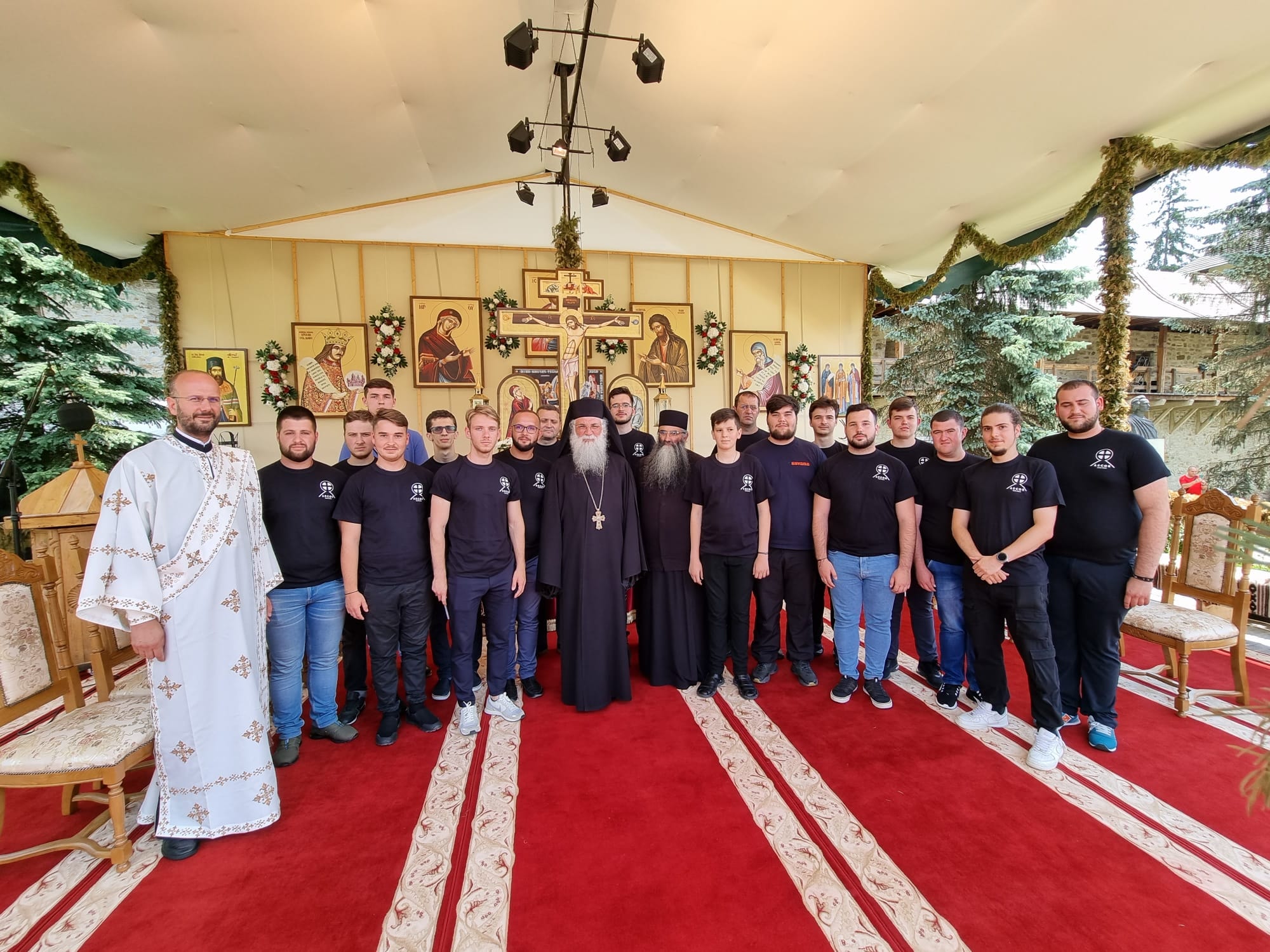 Foto: Paul Alin Scrobotă ASCOR Alba Iulia a susținut un microrecital patriotic la Putna