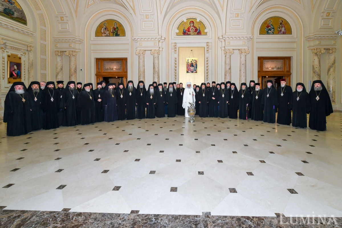 Daruri din partea Sfântului Sinod pentru Patriarhul României la împlinirea vârstei de 70 de ani