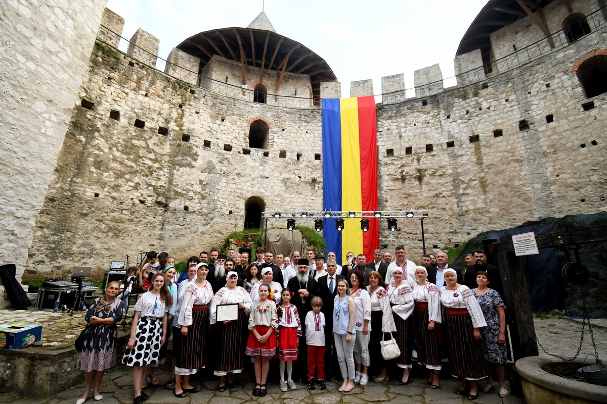 Foto: Constantin Ciofu Sfântul Voievod Ştefan cel Mare, omagiat în Cetatea Soroca