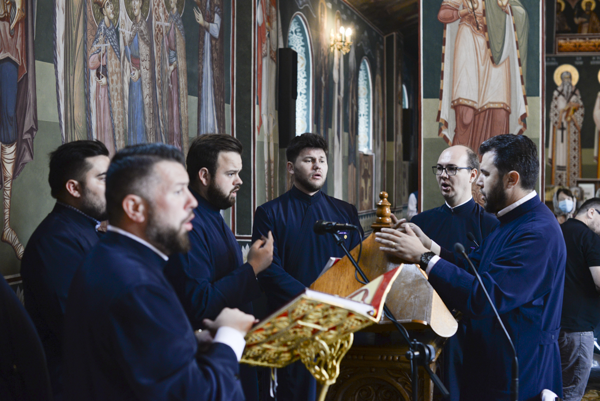Slujire arhierească la hramul Bisericii „Binecredinciosul Voievod Ştefan cel Mare şi Sfânt” din Iaşi