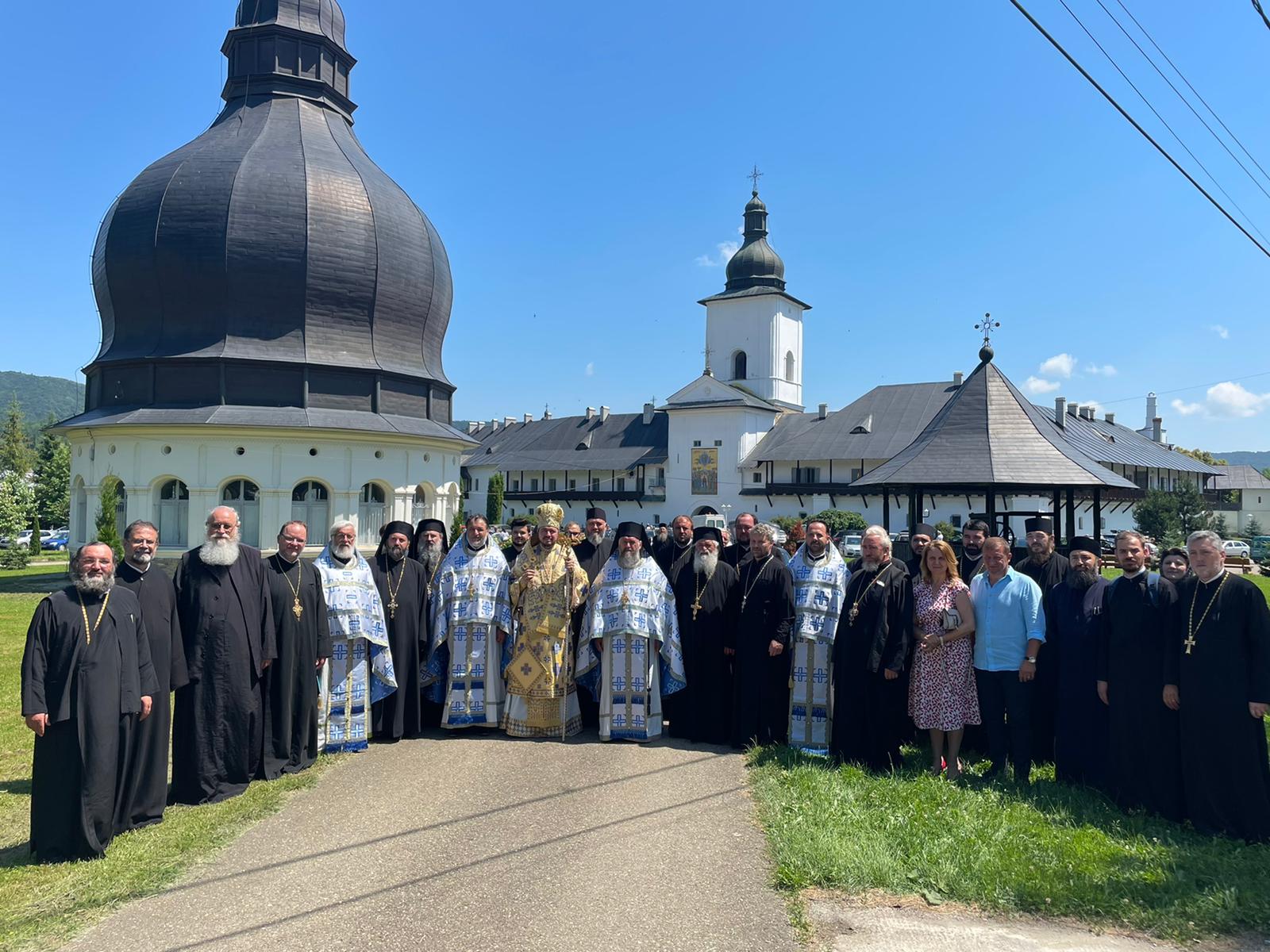 Hramul icoanei Maicii Domnului Îndrumătoarea de la Mănăstirea Neamț