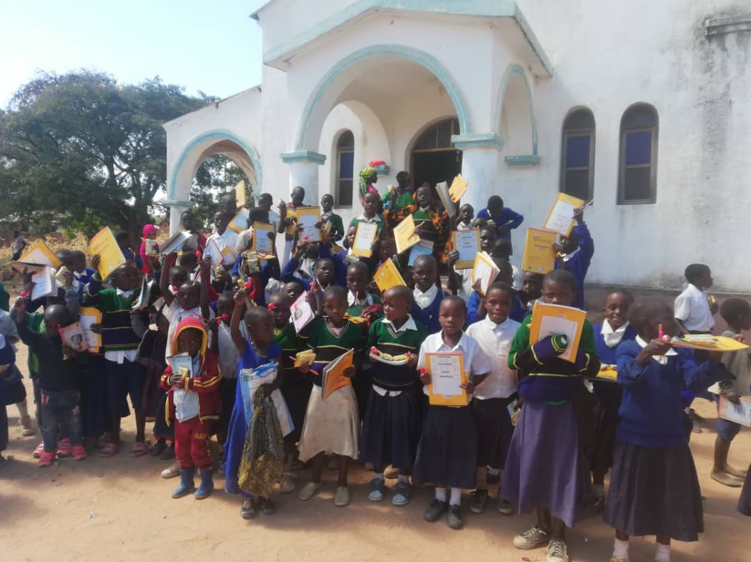 Ilalasimba, locul în care dorm leii Ilalasimba, locul în care dorm leii