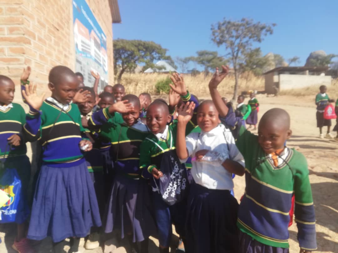 Numărătoarea – podoabă și imaginație pentru copiii care, neavând nimic, au totul! Numărătoarea – podoabă și imaginație pentru copiii care, neavând nimic, au totul!