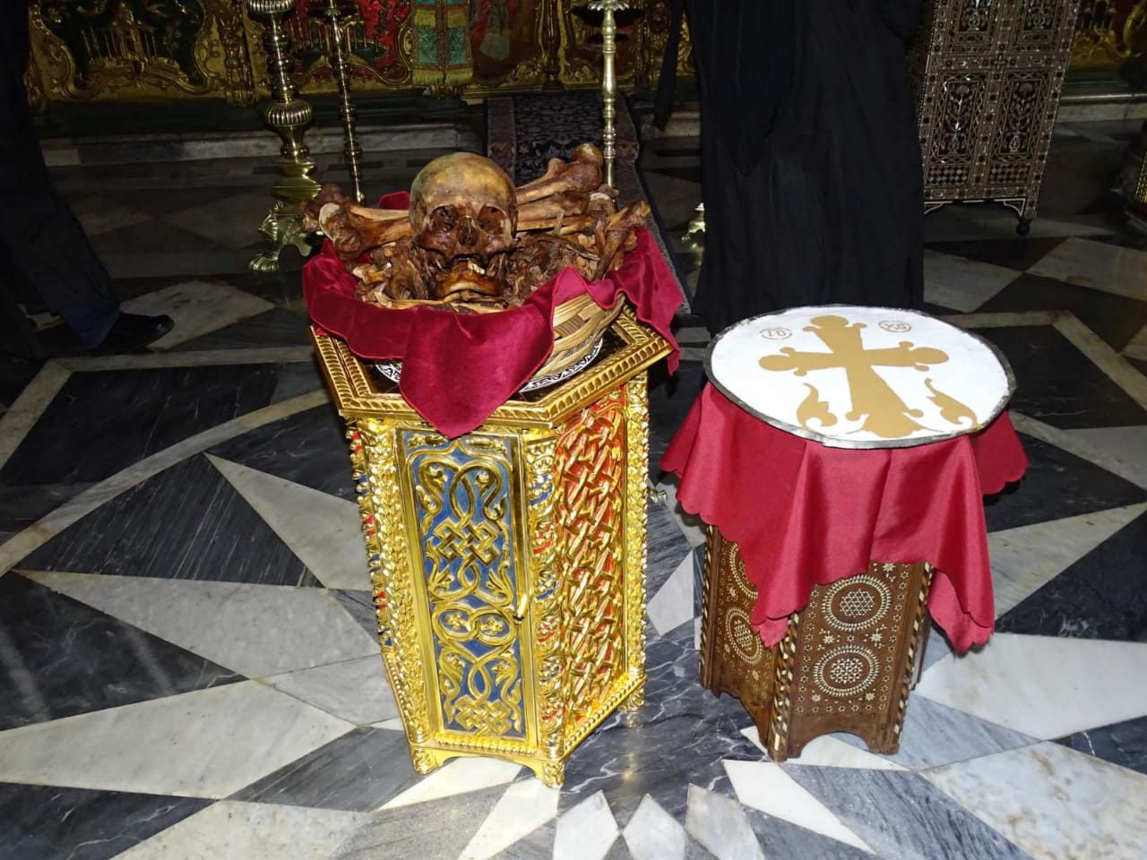 Osemintele Starețului Haralambie Dionisiatul au fost deshumate